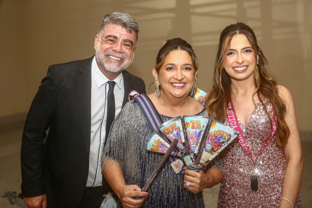 Moaci Brasil, Claudia E Julia Araujo