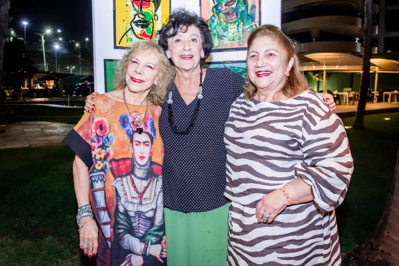Arte e cultura - Iate Clube de Fortaleza sedia exposição da artista plástica Emília Porto em homenagem a Frida Kahlo
