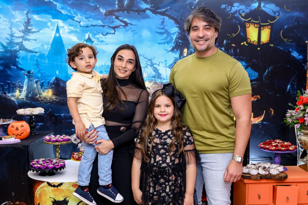 Pedro, Marina E Rodrigo Porto, Melina Viana