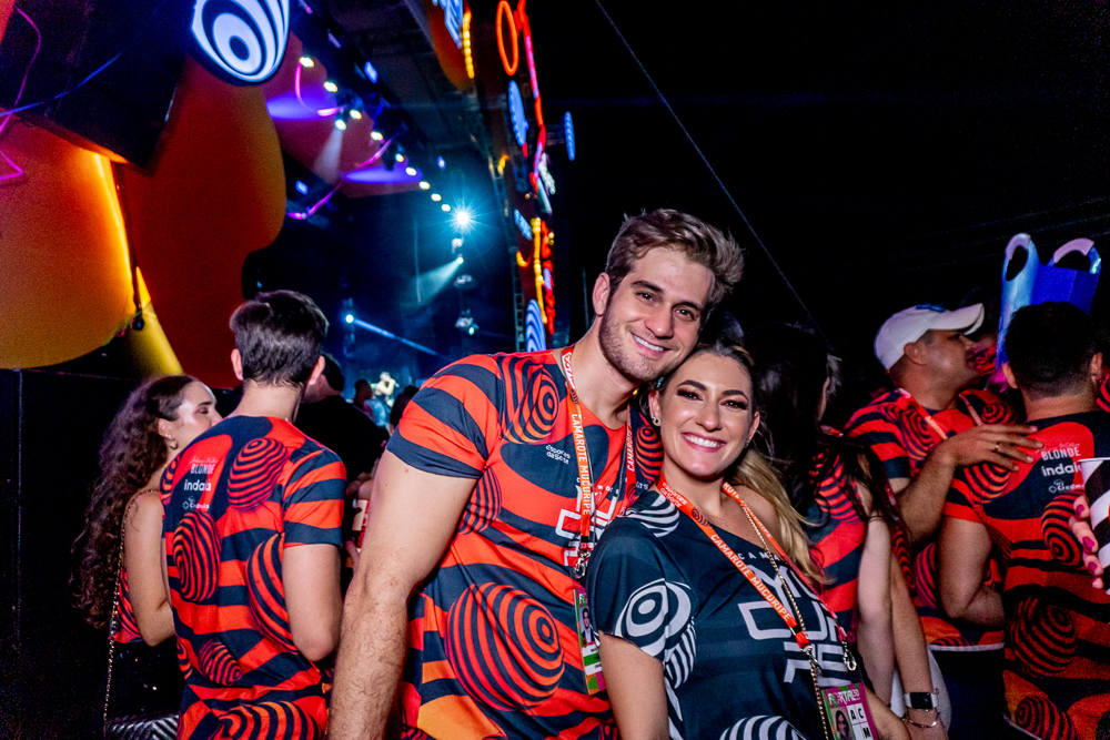 Ravi Macêdo E Bruna Magalhães