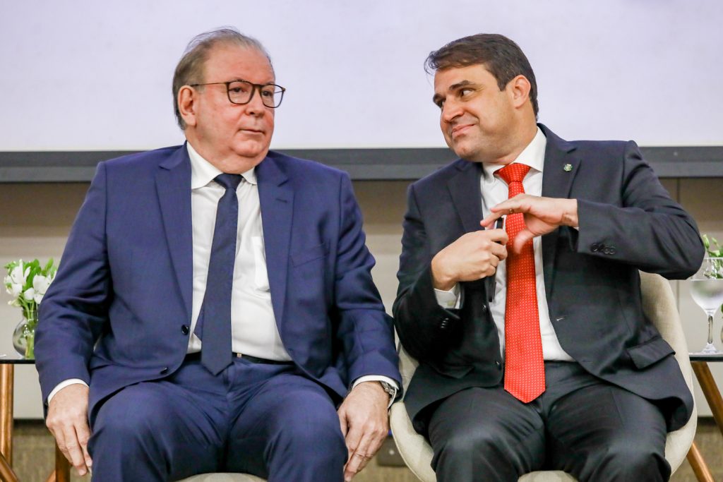 Ricardo Cavalcante E Salmito Filho