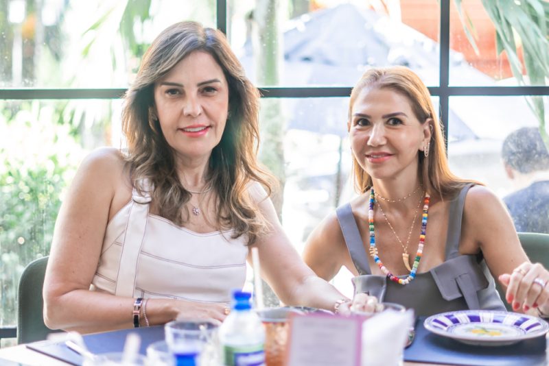 B-Day - Ana Cristina Camelo troca de idade e ganha festa surpresa no Ita Cucina & Vino