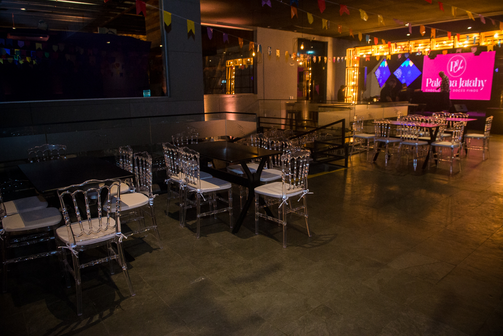 São Julhão Dos Staffs Na La Casa Lounge (13)