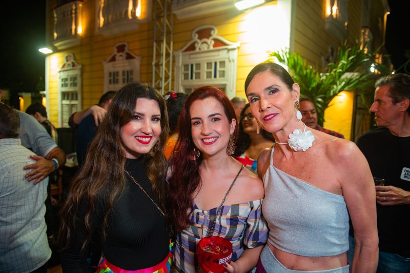 Tradição e folia - São João de Aracati faz história com a presença de multidão e apresentações de artistas renomados