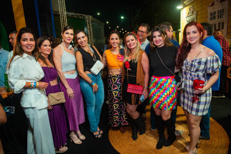 Tradição e folia - São João de Aracati faz história com a presença de multidão e apresentações de artistas renomados