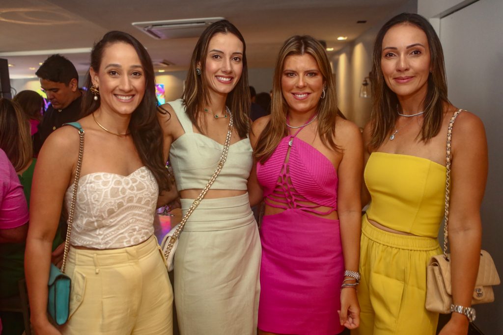 Tais Carneiro, Talita Carneiro, Marina Albuquerque E Karine Coimbra