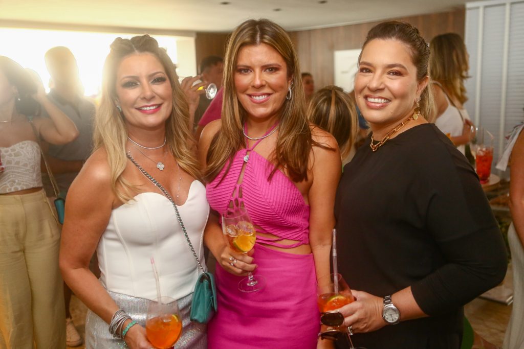 Tatiana Lina, Marina Albuquerque E Ana Clara Aguiar (3)