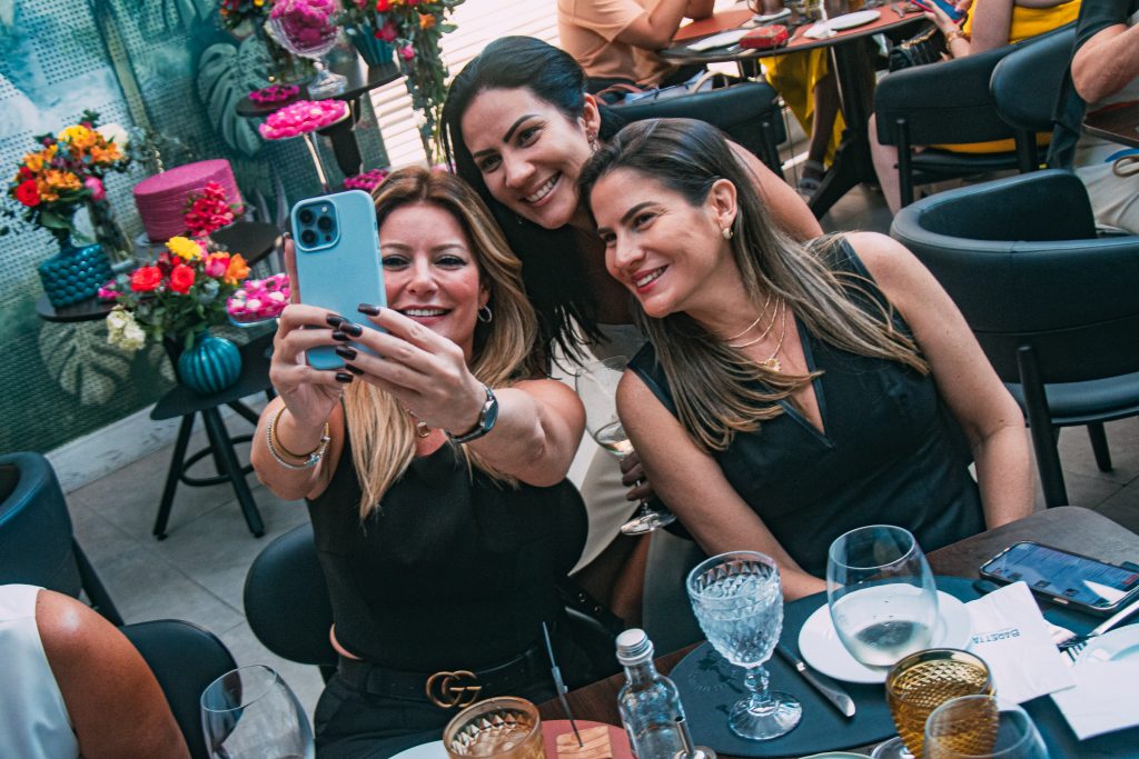 Tatiana Luna, Rose Carneiro E Luciana Lobo