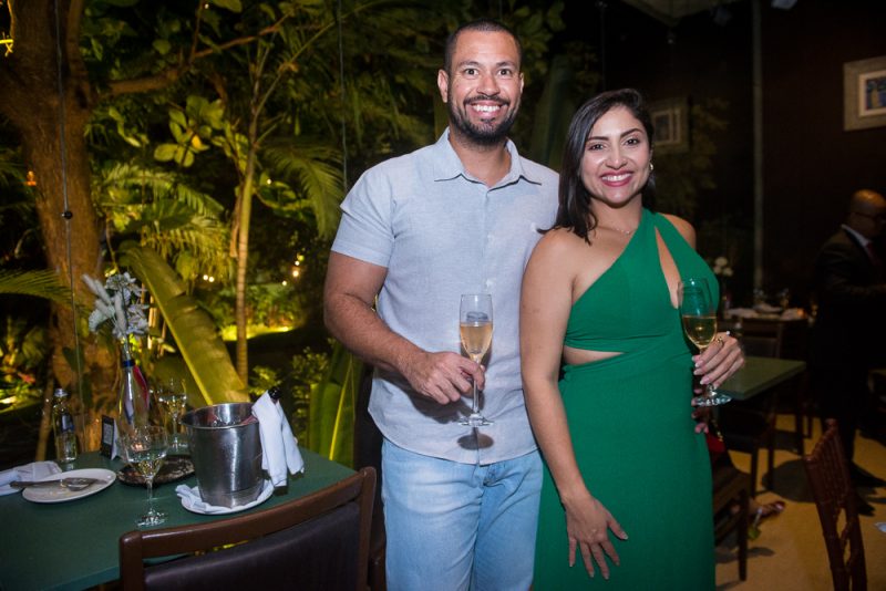 France Je T'aime - Pipo Restaurante une gastronomia e música à la française em noite especial