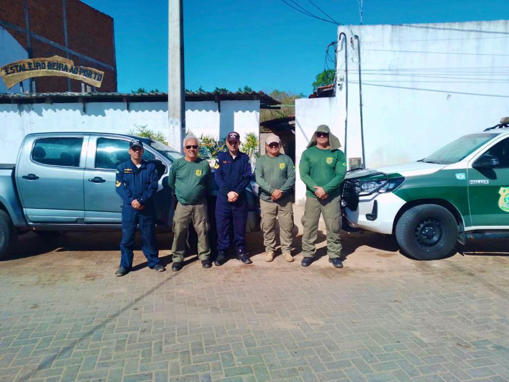 Capitania dos Portos do Ceará e Ibama apreendem quase 10 toneladas de atum em Acaraú