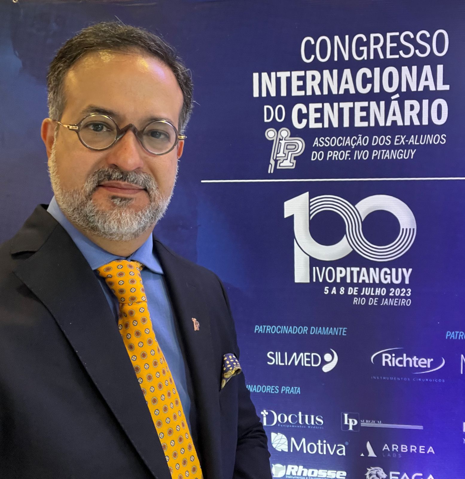 Dr. Márcio Crisóstomo marca presença em evento de celebração dos 100 anos do professor Ivo Pitanguy no Rio de Janeiro