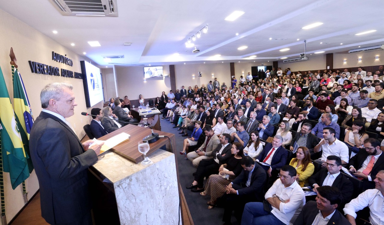 Sarto participa da abertura das ações do TCEduc 2023 em Fortaleza