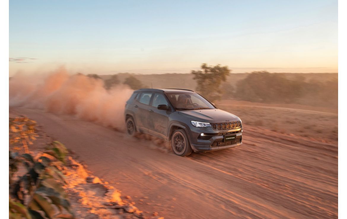 Jeep Compass supera a marca de 400 mil unidades vendidas no Brasil