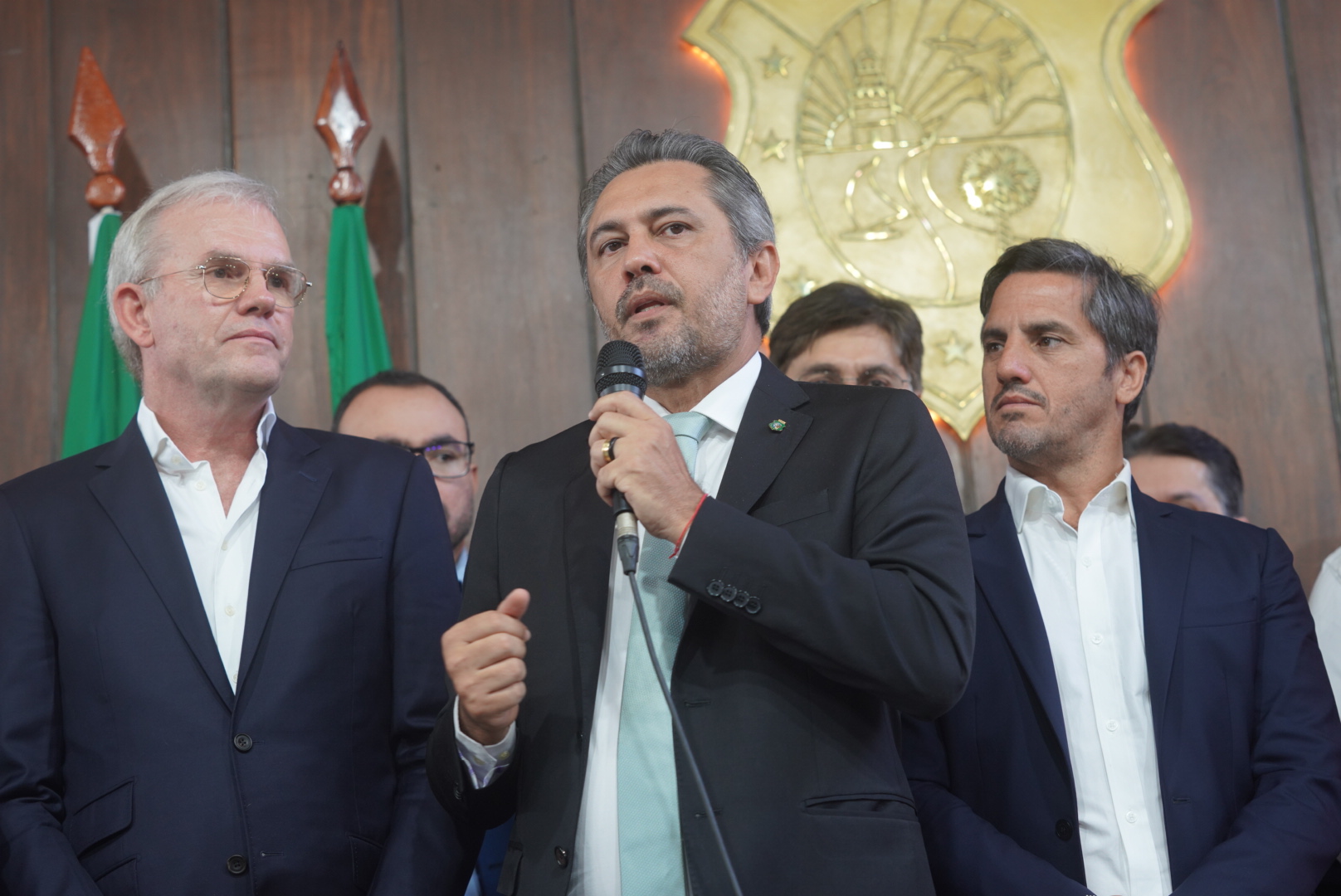 Elmano encaminha à Assembleia Projeto de Lei para criação da Política Estadual do Hidrogênio Verde no Ceará