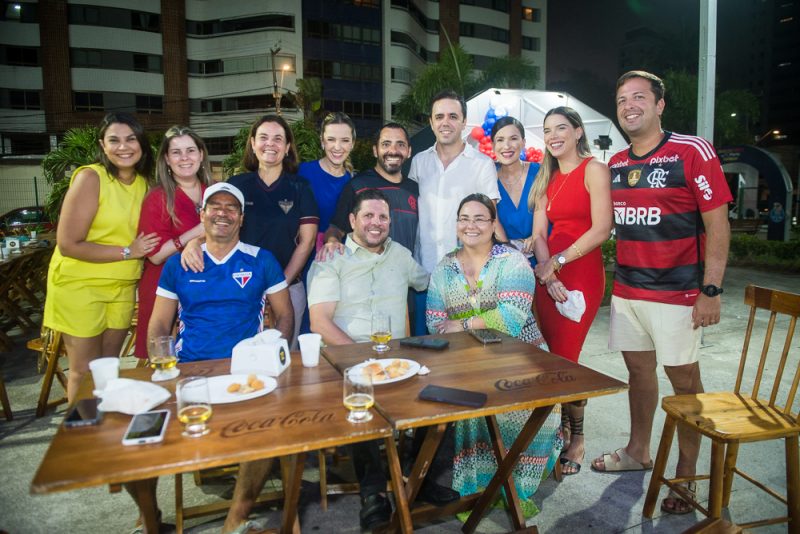 Alegria e diversão - Naiana e Francisco Philomeno Neto celebram o 8º aniversário do herdeiro Bernardo