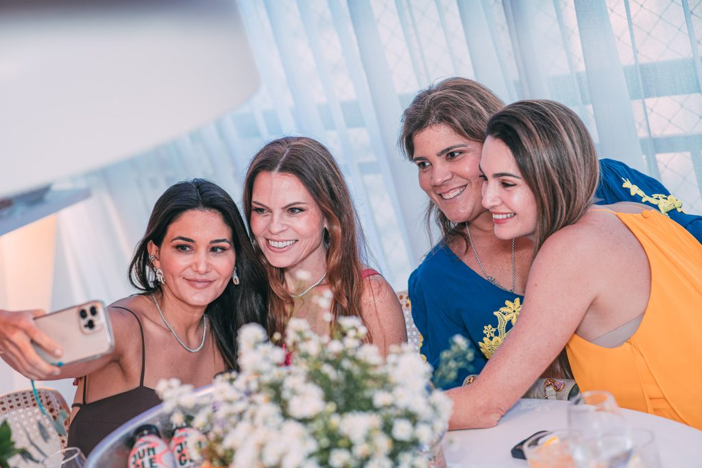 Aline Pinho, Adriana Praxedes, Gisela Vieira E Germana Melo