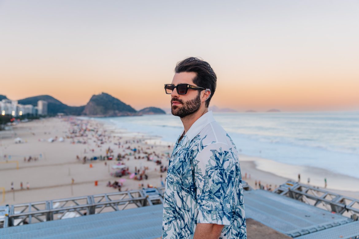 ASIA apresenta novo carro da GWM durante show de Alok na praia de Copacabana