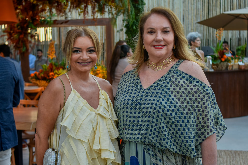 Ana Cristina Camelo E Luiziane Cavalcante