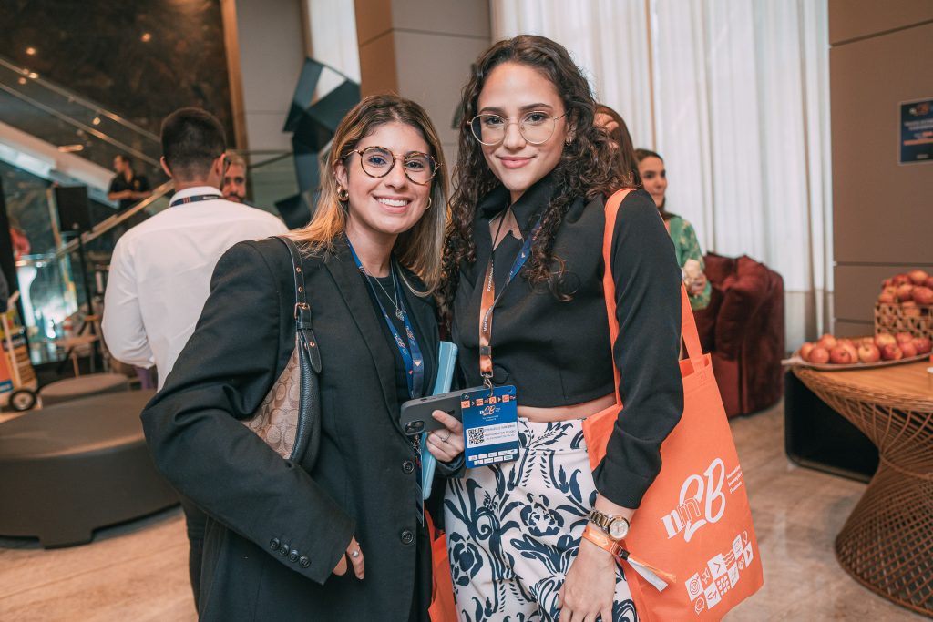 Ana Sofia Ribeiro E Emanuele Wirtzbiki