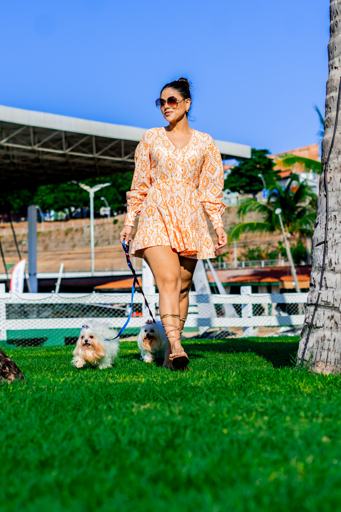 Benedito, Madalena E Thais Leia
