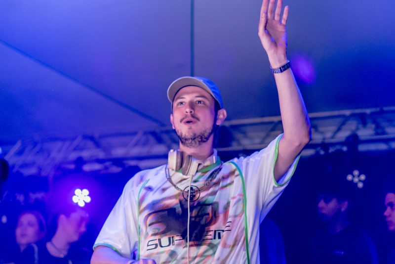 Inner Grooves - Após temporada em Ibiza, Bill Browne apresenta seu novo programa na Ibiza TV Global em Fortaleza