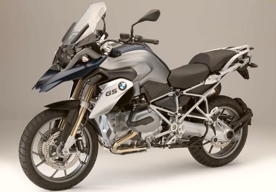 Iguatemi Bosque sorteará três motos BMW F 850 GS neste Dia dos Pais