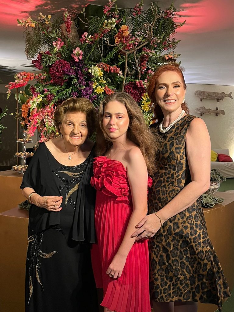 Branca, Nina E Flávia Pegado