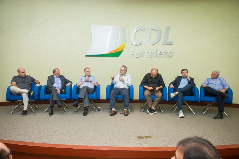 Economia Nacional - Tasso Jereissati analisa atual conjuntura econômica do Brasil em palestra na CDL