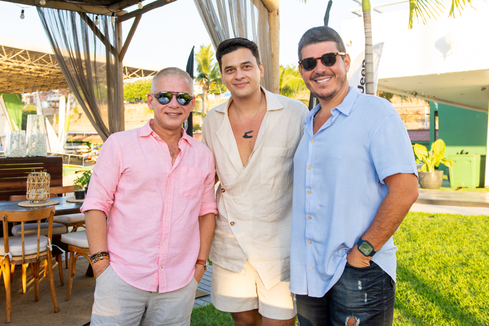 Cristiano Peixoto, Pablo Guterres E Helrson Dias