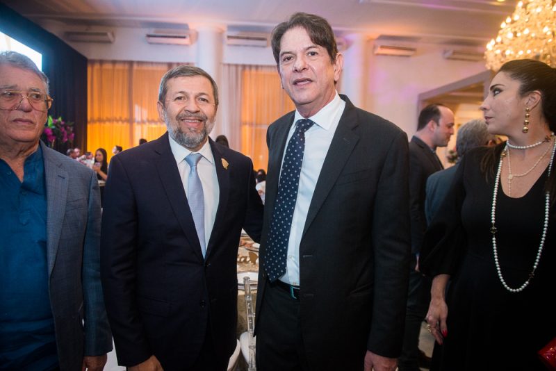 Reconhecimento - José Sarto Nogueira é agraciado com o Prêmio Destaque Político Prefeitos 2023