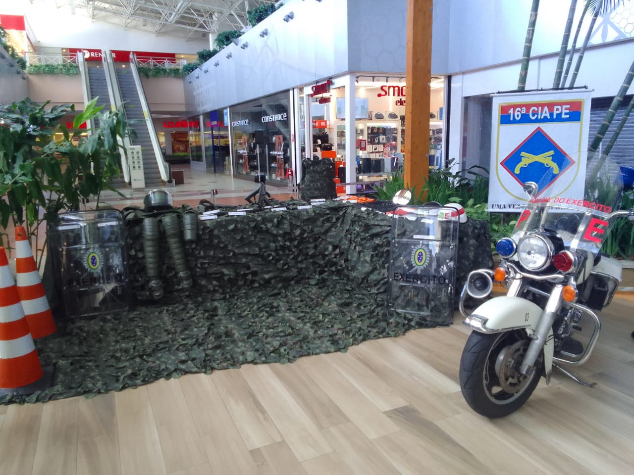 Shopping Iguatemi Bosque recebe exposição para comemorar o Dia do Soldado