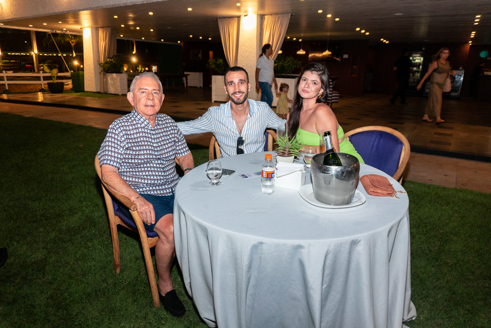 Fernando E João Linhares, Dayanne Freitas