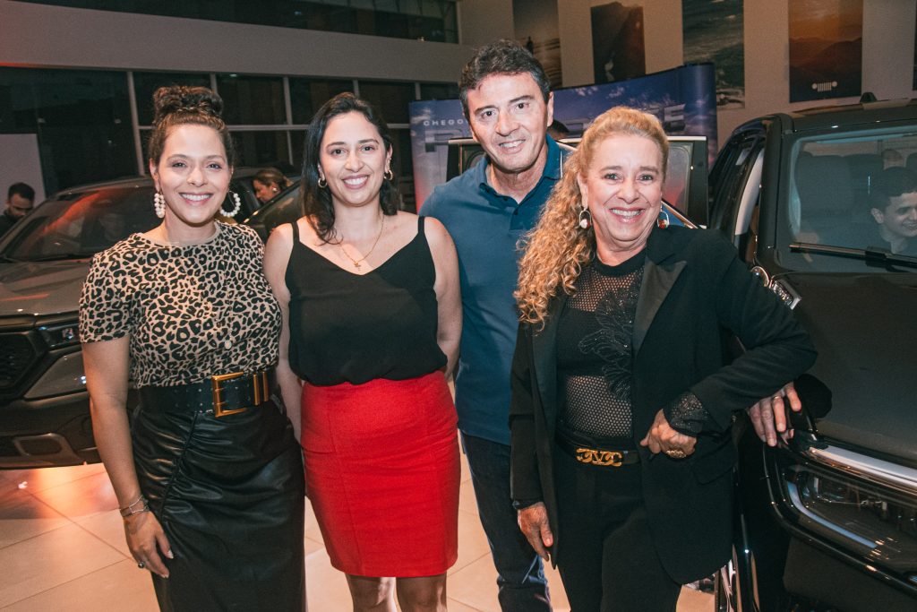 Gabriela Carvalho, Mayra Teixeira, Luiz Teixeira e Bricia Teixeira