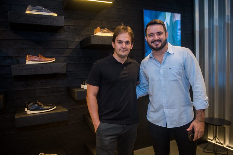 sofisticação - Homem do Sapato apresenta edição exclusiva e limitada do Caliban Black Edition em sua nova loja no RioMar Fortaleza