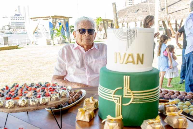 Novo ciclo - Ivan Bezerra celebra a chegada dos seus 91 anos no Iate Clube de Fortaleza