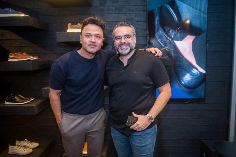 sofisticação - Homem do Sapato apresenta edição exclusiva e limitada do Caliban Black Edition em sua nova loja no RioMar Fortaleza
