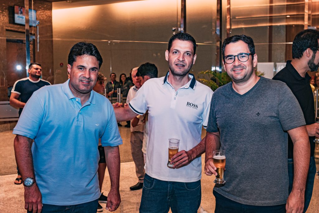 
				Joca Nogueira, Carlos Thiago e Beto Mourão 
				