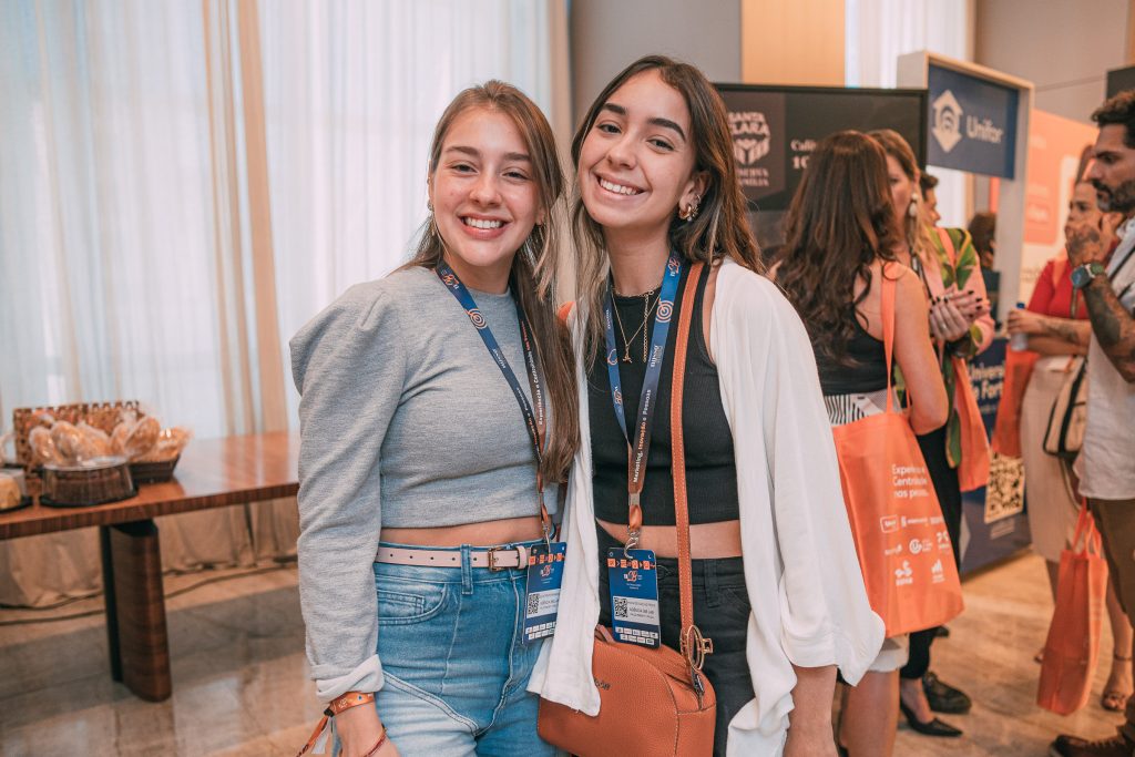 Julie Ponte E Ana Alice Coelho