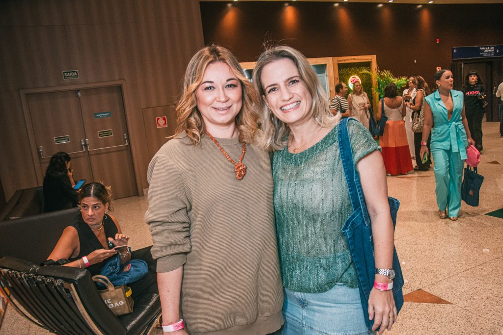 Kelly Emiliano E Bruna Braun