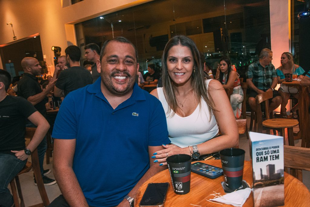 Leandro Oliveira e Samylla Ferrer