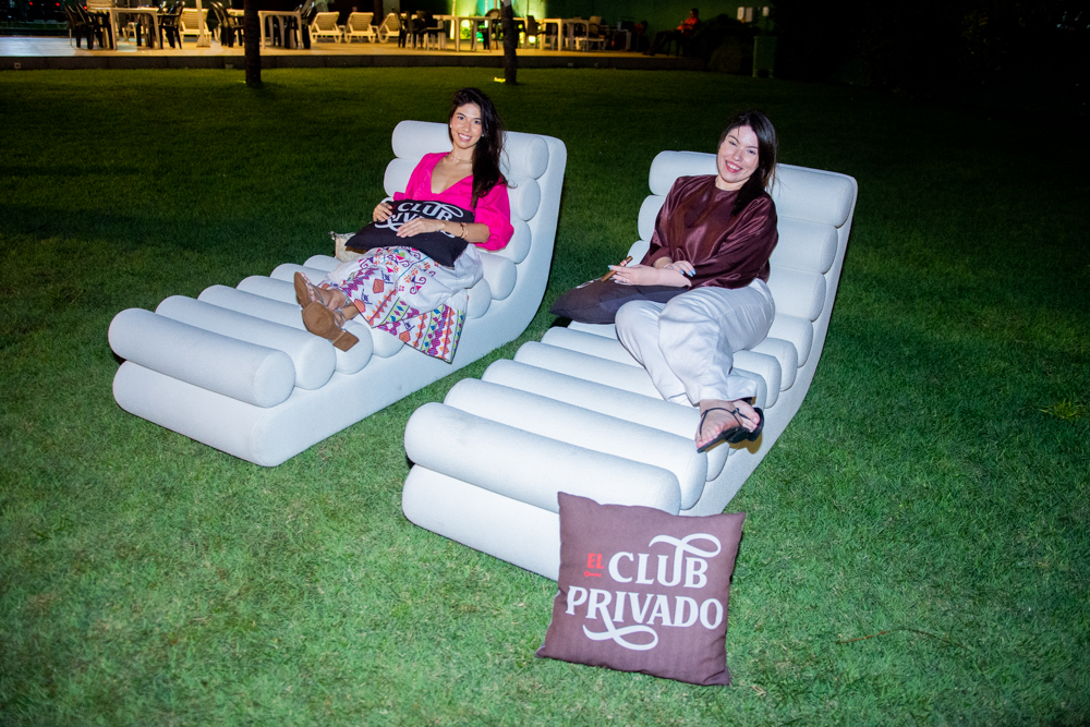 Lorena E Nicolle Procópio (4)