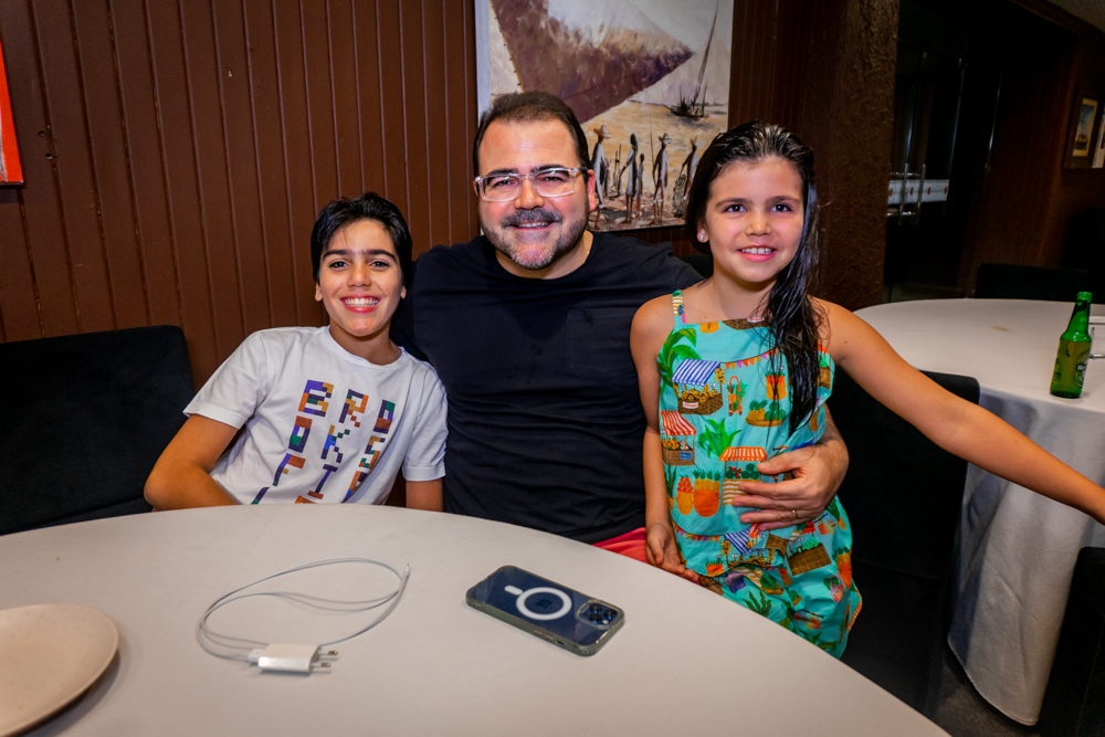 Luciano Neto E Lara Cavalcante