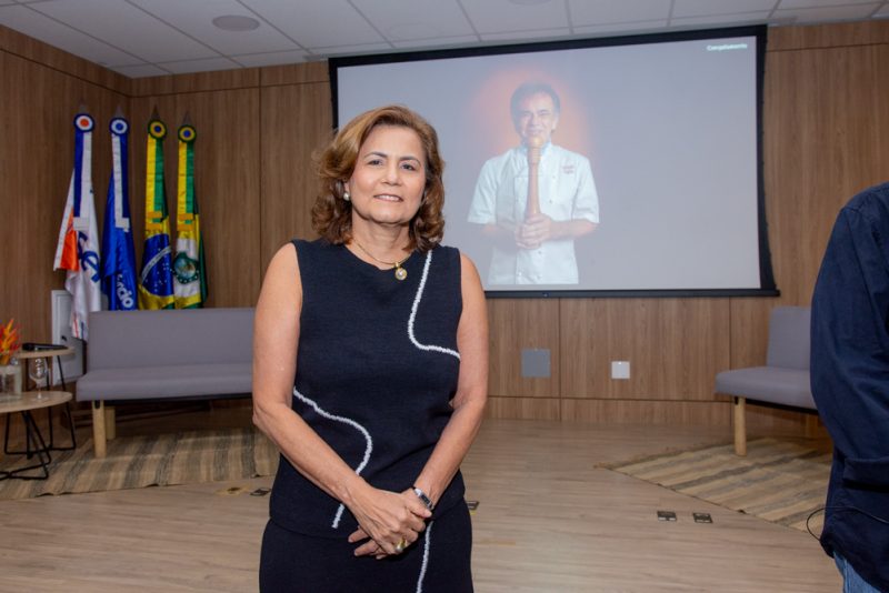 Gastronomia cearense - Livro “Ceará à Mesa” é lançado em evento no SENAC Aldeota
