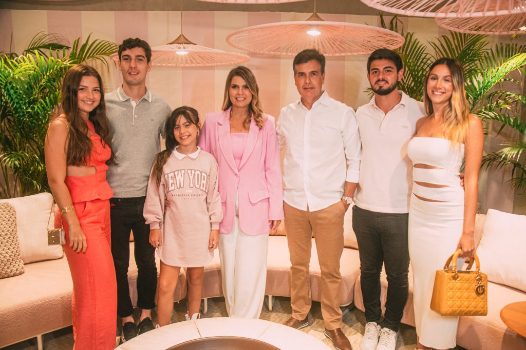 Marina Pessoa, Carlos Henrique Almeida, Leticia Meira, Liliane Meira, Alexandre Pereira, Alexandre Filho E Leticia Albuquerque