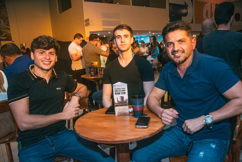 Mário Carvalho, Igor Oliveira e Robson Lima
