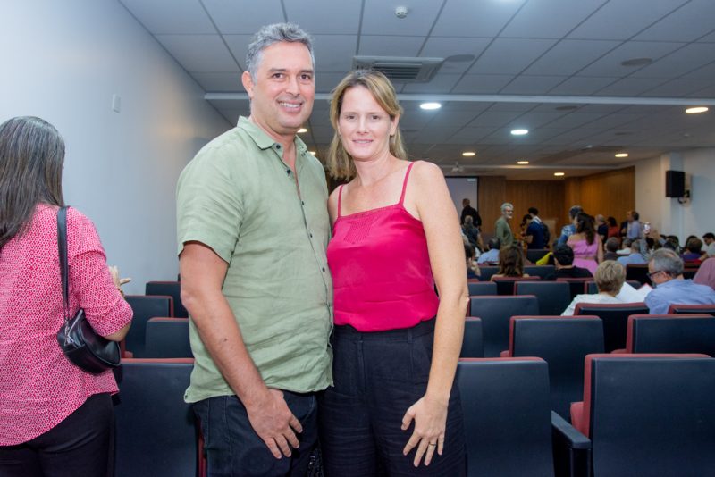 Gastronomia cearense - Livro “Ceará à Mesa” é lançado em evento no SENAC Aldeota