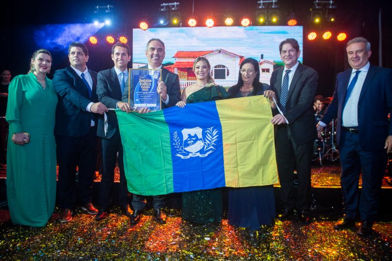 Reconhecimento - José Sarto Nogueira é agraciado com o Prêmio Destaque Político Prefeitos 2023