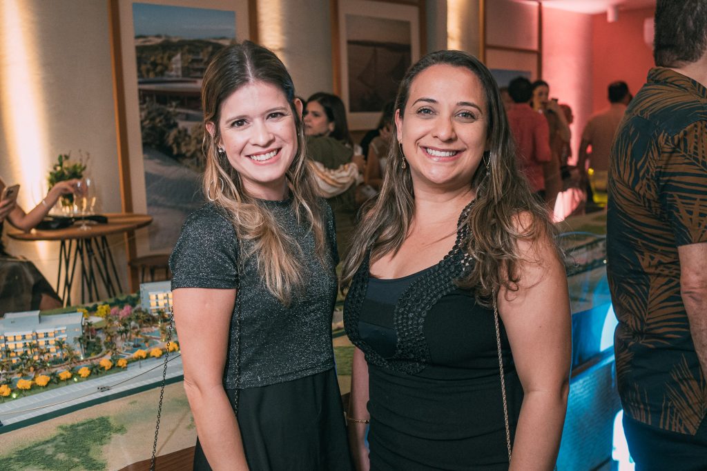 Regina Paz E Jessica Petrucci