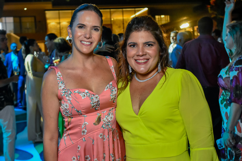 Renata Santos E Gisela Dias Branco
