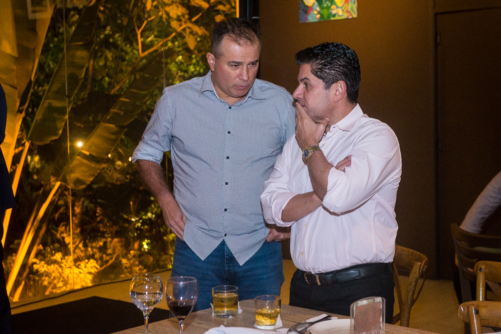 Ricardo Bezerra E Pompeu Vasconcelos